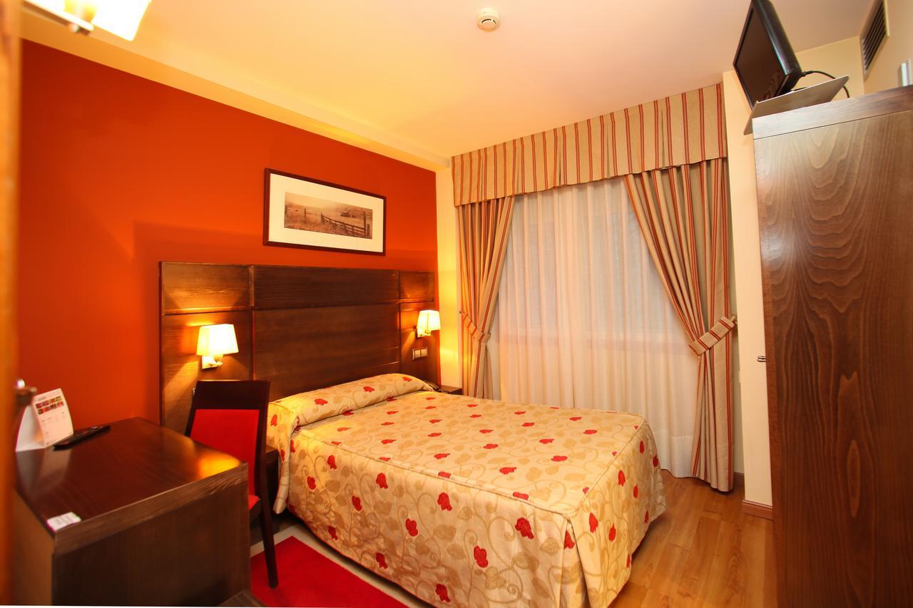 Hotel Condes De Lemos Monforte De Lemos Buitenkant foto