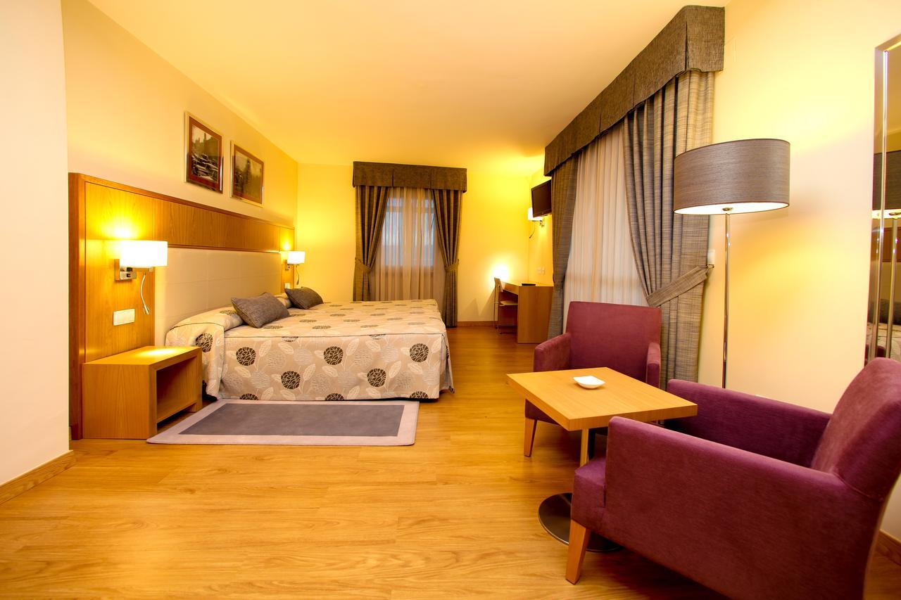 Hotel Condes De Lemos Monforte De Lemos Buitenkant foto